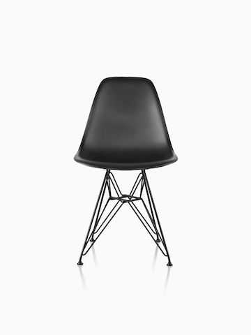 Eames Molded Plastic Black Eames Molded Plastic side chair with a wire base, viewed from the front.