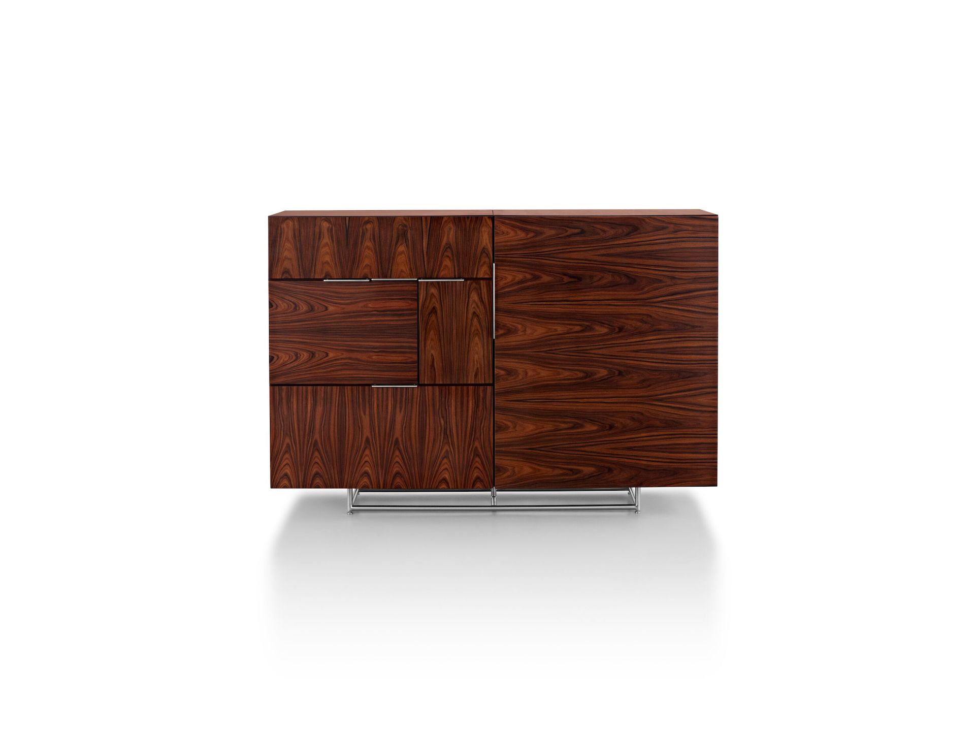 Domino Storage, Sideboard