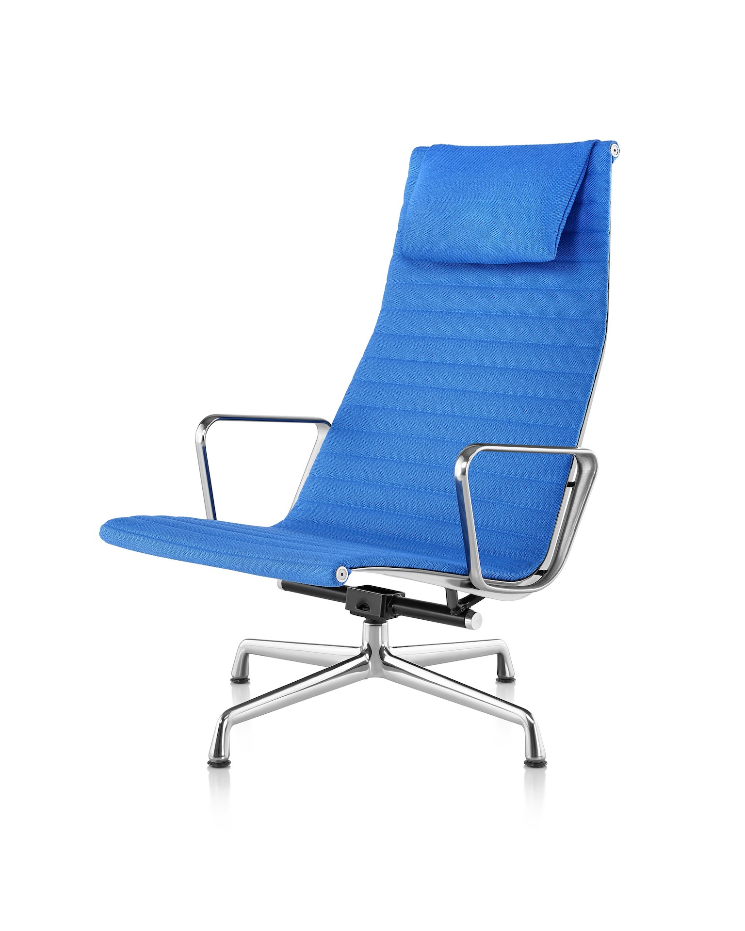 Eames Aluminum Group Lounge Chair