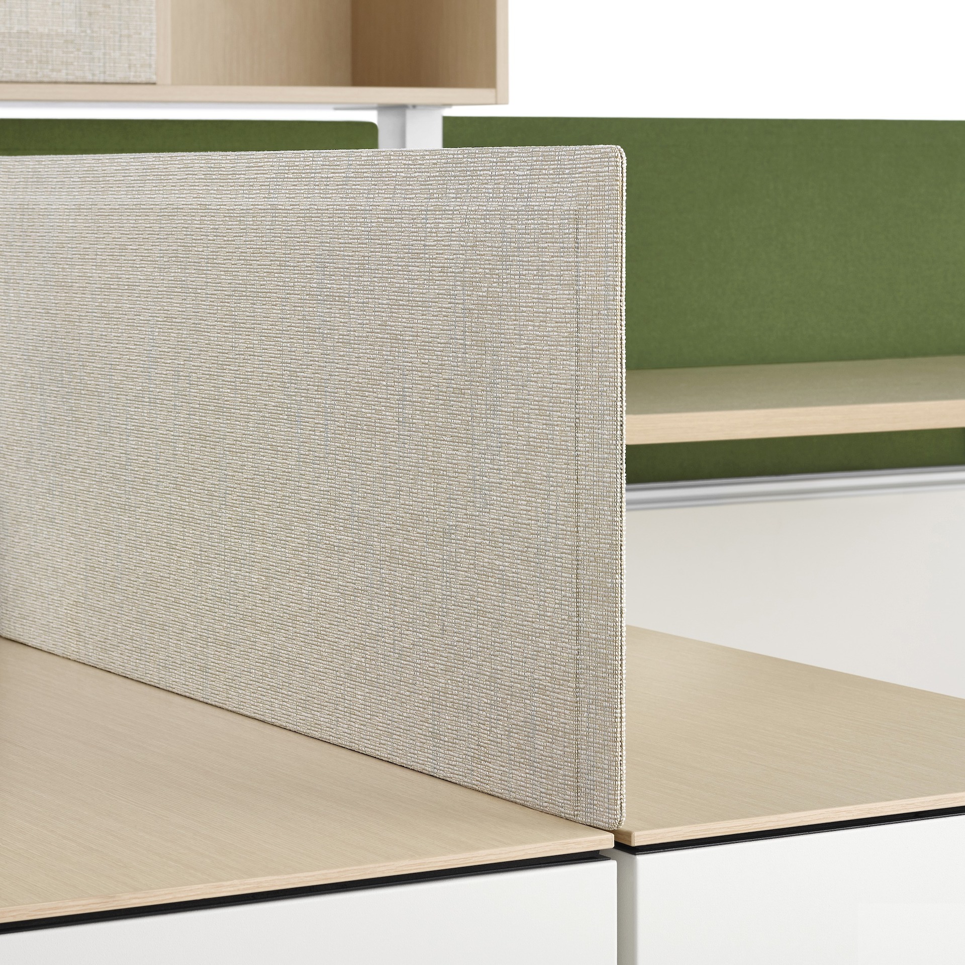 Pari Screens, Storage-Attached