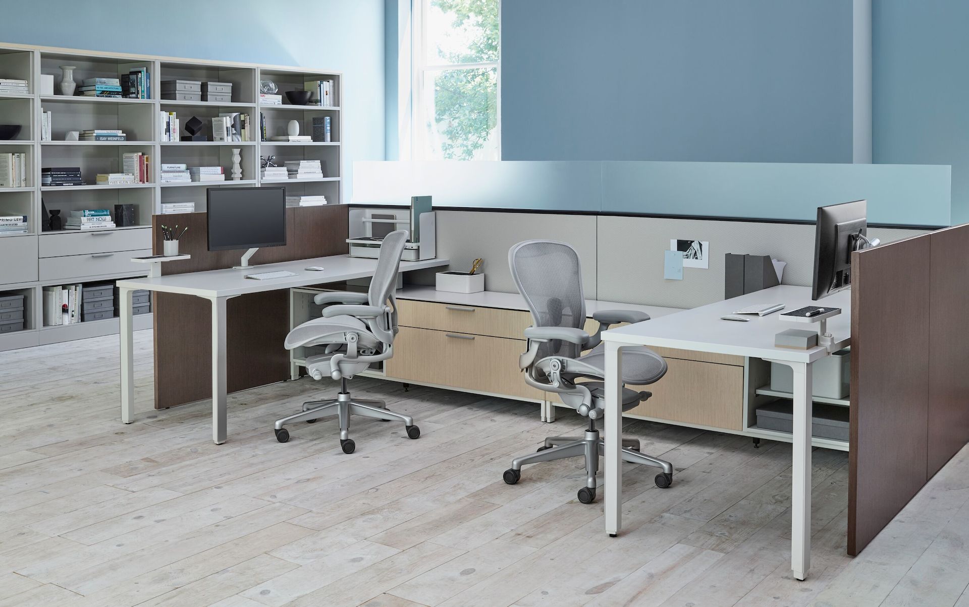 Aeron Chairs with Canvas Office Landscape - Herman Miller