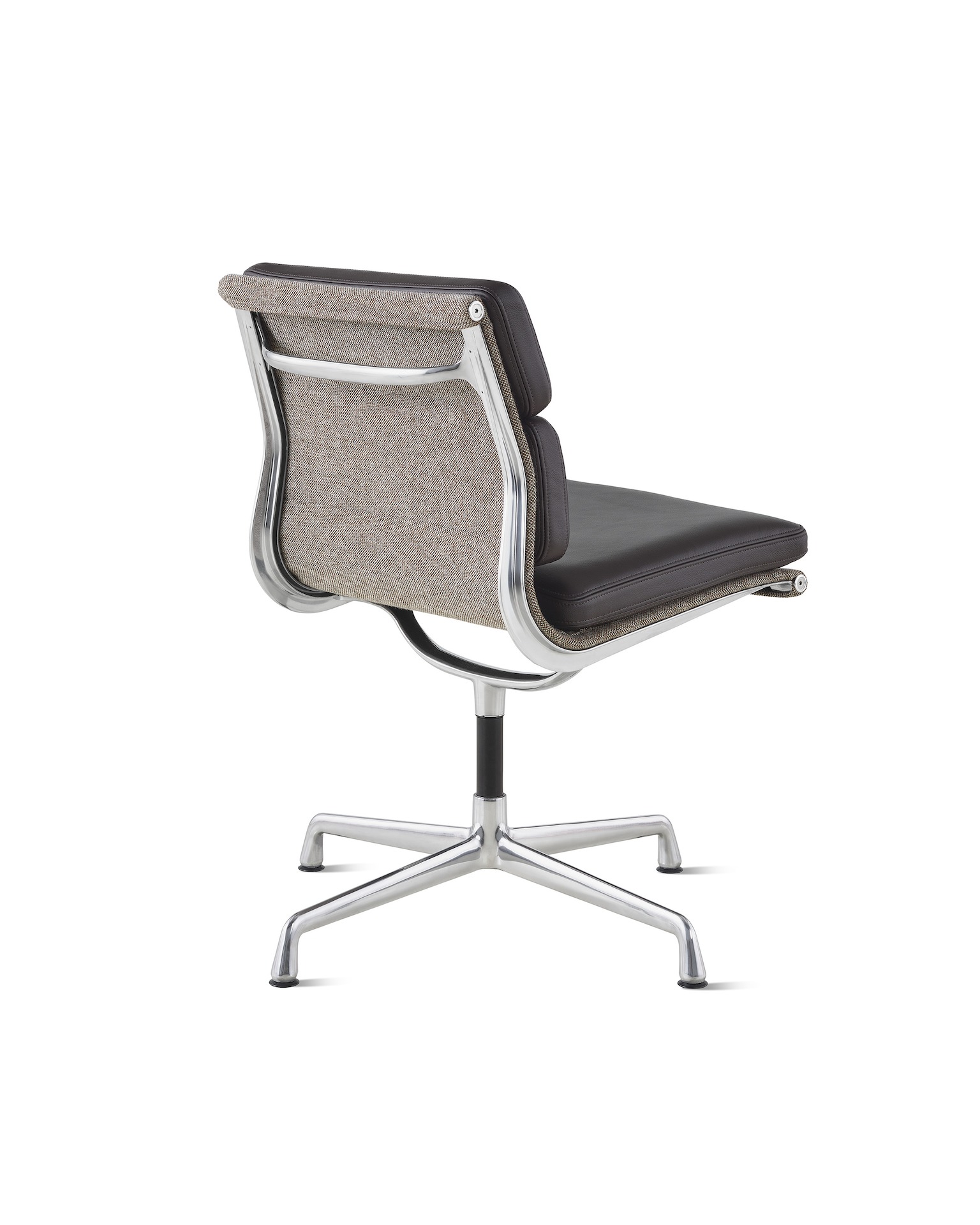 Eames Soft Pad Management Chair, No Arms - Herman Miller