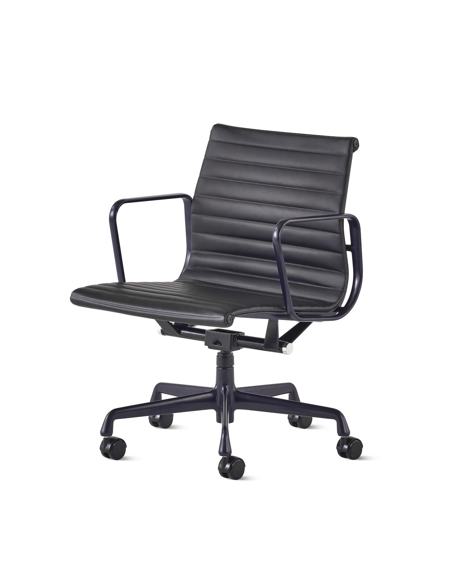 An Eames Aluminum Group Management Chair in eggplant finish, viewed at an angle.