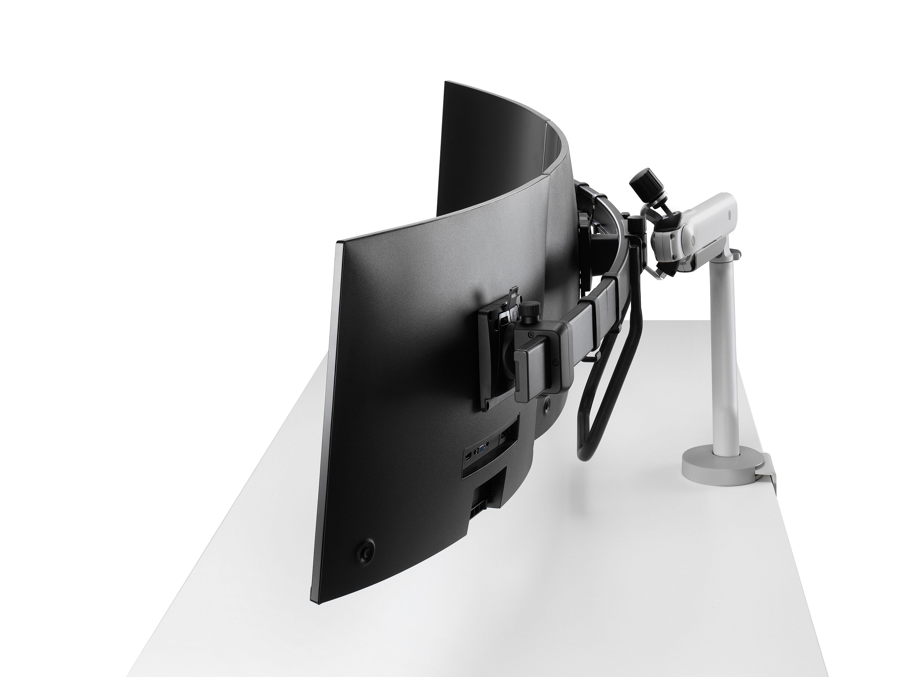 Flo X, Triple Monitor Arm, Silver - Herman Miller