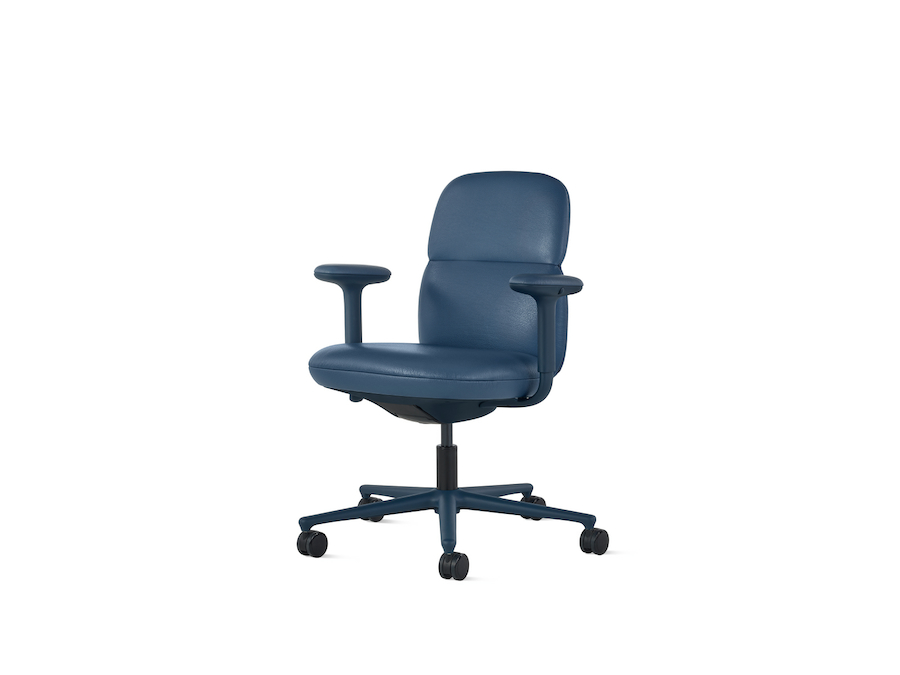 A photo - Asari Chair – Mid Back – Height Adjustable Arms