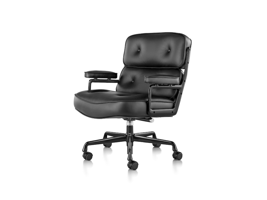 A photo - Eames Executive Chair