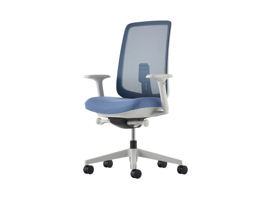 A photo - Verus Chair–Suspension Back–Height-Adjustable Arms
