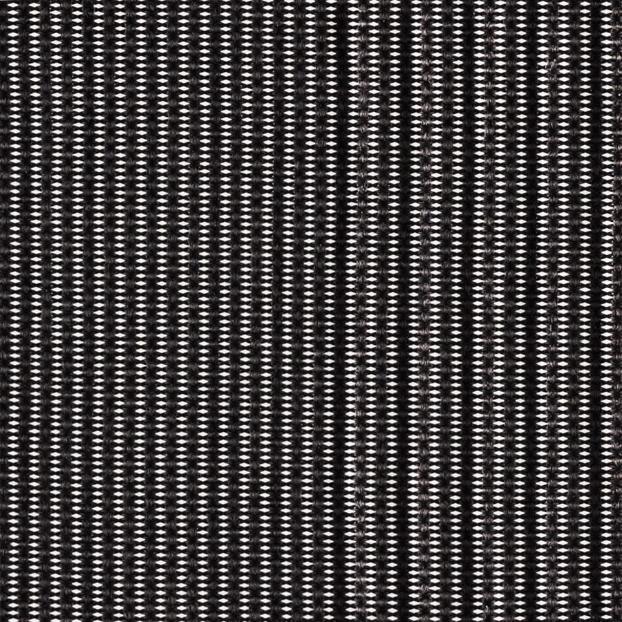 Gros plan d’un échantillon du matériau de suspension 8Z Pellicle, couleur noire.
