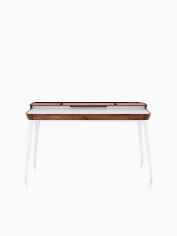 一个木头和铝Airia书桌。
