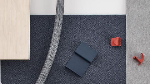 mh_mm_prd_spc_ambit_vertical_cable_management.jpg