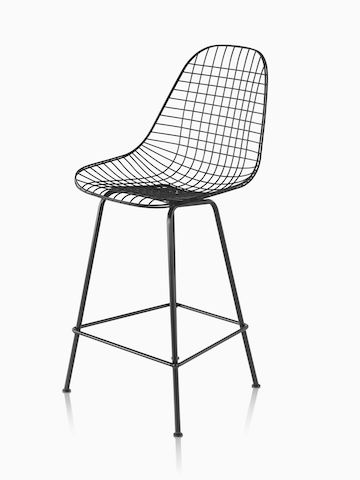 Eames Wire Stool Outdoor with black finish in counter height.