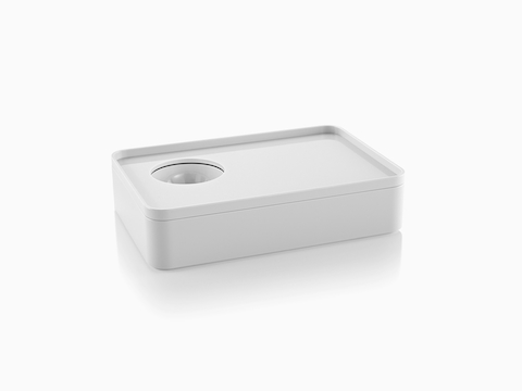 Schuine weergave van een kleine witte Formwork-box met een verwijderbaar deksel en een verwijderbare cup.