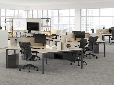 A 120-degree Layout Studio workplace environment with Mirra 2 Chairs and an OE1 Agile workspace in the background.