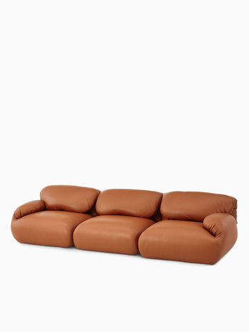 Luva 模块化沙发，三人座。选择以进入 Luva 模块化沙发组产品页面。