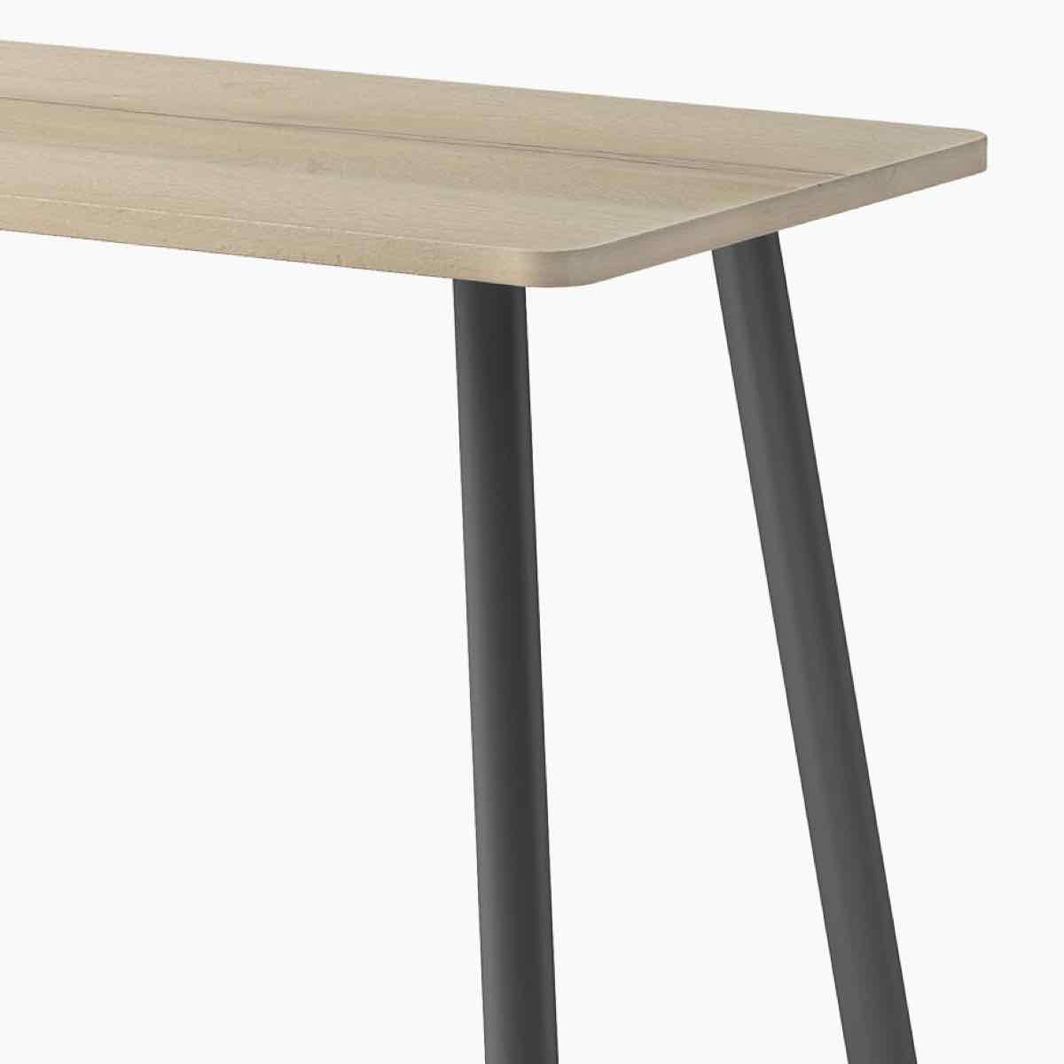 A single Memo Desk with dark grey legs and a light oak coloured top. 