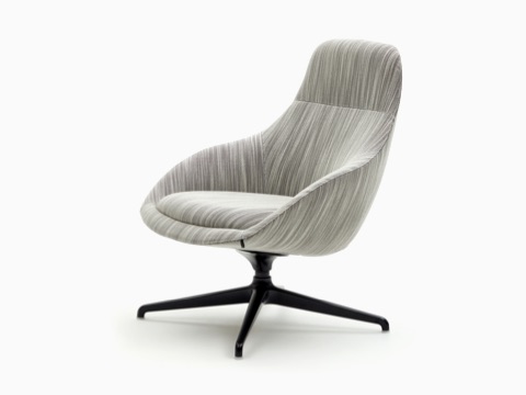 Una silla lounge Always de NaughtOne con tapizado gris y una base negra giratoria en forma de estrella de 4 puntas, vista desde un ángulo.