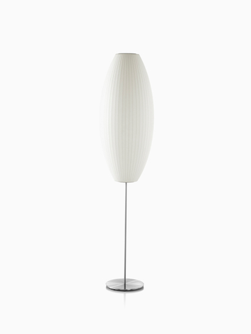 Una lámpara de pie Nelson Cigar Lotus blanca con una gran pantalla y una base de acero.