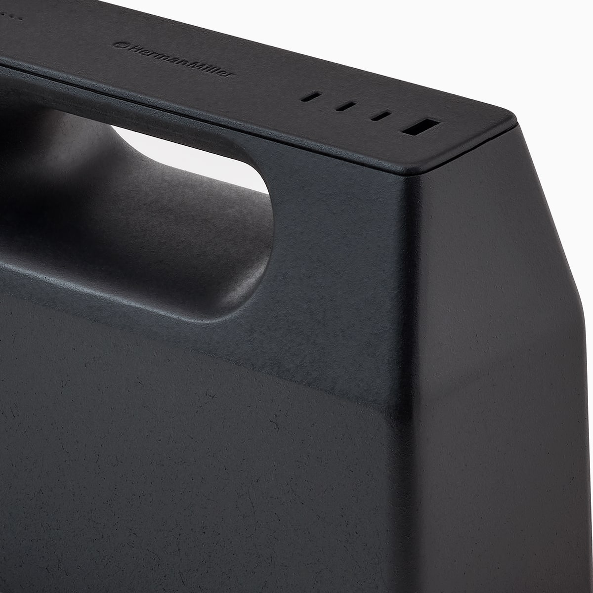 Black OE1 Power Pack, viewed from an angle.