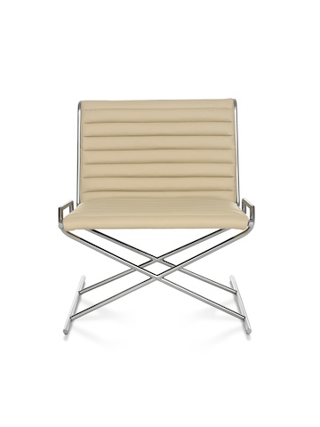 Vooraanzicht van een beige Sled-stoel. Vooraanzicht van een beige Sled-stoel.