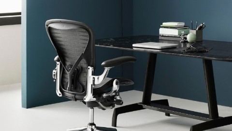 A Haven Setting with an Aeron Chair, where people can do focused work without distraction.